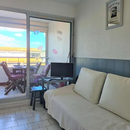 Moderne Avec Piscine, 4 Couchages, Cap D'agde - Fr-1-249-411 Agde